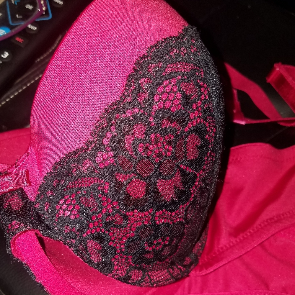 Black and red lace bra